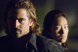 "Sonny" Crockett (Colin Farrell, l.) verliebt sich ausgerechnet in die Geliebte des Drogenbosses Montoya, die chinesische Sch&ouml;nheit Isabella (Gong Li, r.) ...