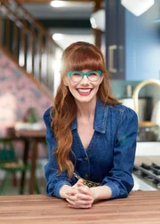 Mary  Die Verwendung des sendungsbezogenen Materials ist nur mit dem Hinweis und Verlinkung auf RTL+ gestattet.