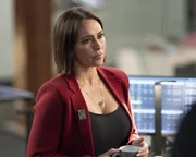 Maddie Kendall (Jennifer Love Hewitt)