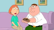 Lois Griffin (l.); Peter Griffin (r.)