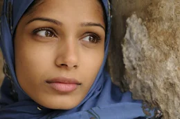 Miral (Freida Pinto)