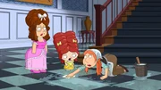 In Peters Märchen über Aschenputtel, kommen natürlich auch Megan (l.), Stewie (M.) und Lois (r.) vor. In Peters Märchen über Aschenputtel, kommen natürlich auch Megan (l.), Stewie (M.) und Lois (r.) vor.