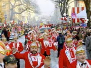 Live-&Uuml;bertragung des traditionellen Karnevalsumzuges aus Cottbus - Foto aus 2006
