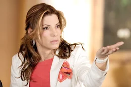 Nach dem verhinderten Attentat bei den Miss-Wahlen erf&uuml;llt Agentin Gracie (Sandra Bullock) ihren Job als PR-Gesicht der Polizei.