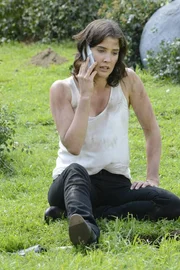 Robin (Cobie Smulders) m&ouml;chte unbedingt finden, was sie vor Jahren f&uuml;r ihre Hochzeit im Central Park vergraben hat, um es f&uuml;r den &uuml;blichen Brauch als ihr "Altes" zu verwenden. Doch das erweist sich als &auml;u&szlig;erst kompliziert ...