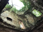 Adelige, Offiziere und sogar eine Opern-Diva lebten hier. Seit fast 80 Jahren verf&auml;llt die ehrw&uuml;rdige Villa La Romantica bei Bologna in Italien. Und die Natur erobert sie zur&uuml;ck.