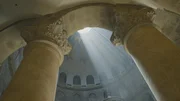 Unterhalb der gro&szlig;en Kuppel vermutet man das Grab Jesu.