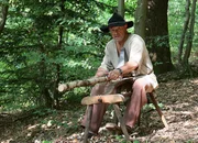 Toni (Roland Frey) hat sich am Stammtisch schon sehr lange nicht mehr blicken lassen.