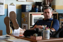 Coach Carr (Jon Hamm)