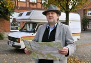 Hubertus Hobbs (Jan-Gregor Kremp) ist vom Weg abgekommen.