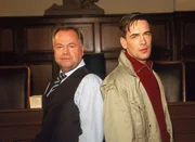 Kehler (Wolfgang Bathke, li.) und Bonhoff (Wolfgang Krewe) Kehler (Wolfgang Bathke, li.) und Bonhoff (Wolfgang Krewe)