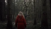 Ellie Stocker (Julia Jentsch)