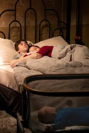 Dr. Shaun Murphy (Freddie Highmore) und Paige Spara (Lea Dilallo)