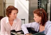 Julia (Suzanne von Borsody, li.) und ihre Tochter Elisabeth (Samira Bedewitz) verstehen sich &uuml;berhaupt nicht.