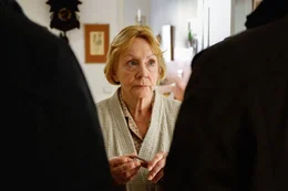 Christine Schorn (Katharina).