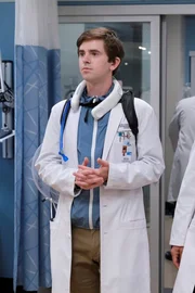 Dr. Shaun Murphy (Freddie Highmore).
