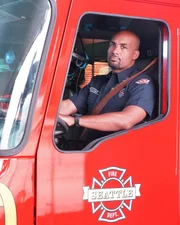 Robert Sullivan (Boris Kodjoe) Robert Sullivan (Boris Kodjoe)