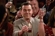 Charles Boyle (Joe Lo Truglio)