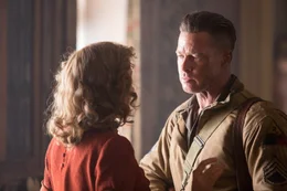 Irma (Anamaria Marinca), Don 'Wardaddy' Collier (Brad Pitt)