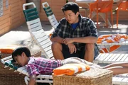 Evan Huang (Ian Chen, l.); Eddie Huang (Hudson Yang, r.)