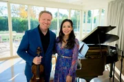 Der Geiger Daniel Hope und die Pianistin Grace Fong