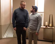 Jerome (Giacomo Baessato) und Dr. Asher Wolke (Noah Galvin, r.)