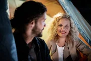Seitentriebe SRF Serie Staffel 2 Folge 7 Neue Beziehung? Nicola Mastroberardino (Gianni), Laila Nielsen (Hannah) Buch: G&uuml;zin Kar Regie: G&uuml;zin Kar, Cosima Frei Produktion: Langfilm