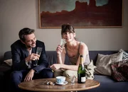 Seitentriebe SRF Serie Folge 4 Motiv 3 Der &bdquo;Jugendfreund&ldquo; Dominique Jann (Sirio) Vera Bommer (Nele) Buch: G&uuml;zin Kar Regie: G&uuml;zin Kar, Markus Welter Produktion: Langfilm