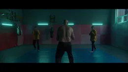 Malone (Bruce Willis, m.) Malone (Bruce Willis, m.)