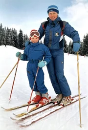 Marlies Schild mit ihrer Mutter. Marlies Schild mit ihrer Mutter.