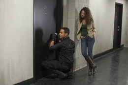 Ranger (Daniel Sunjata) und Stephanie Plum (Katherine Heigl)