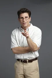 Der 23-j&auml;hrige Student und Nachwuchswissenschaftler Daniel  (Jordan Wall) ist der Inbegriff eines 'Nerds'. Durch ein Praktikum in Carlos Labor ist er mittelbar in die Untersuchungen von Detective Jim Longworth eingebunden.