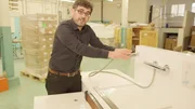 Ein cleverer Trick, um Energie zu sparen: Die Wärme von Abwasser nutzen, statt sie in den Kanal zu spülen. Erste Anwendungen für den Haushalt gibt es bereits. Ein cleverer Trick, um Energie zu sparen: Die Wärme von Abwasser nutzen, statt sie in den Kanal zu spülen. Erste Anwendungen für den Haushalt gibt es bereits.