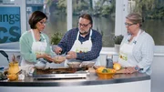 Kochen mit der Ern&auml;hrungs-Medizinerin: Nicole und Gernot K. lernen neue Geschmacksrichtungen kennen; Silja Sch&auml;fer m&ouml;chte, dass sie auf Vielfalt beim Essen setzen.
