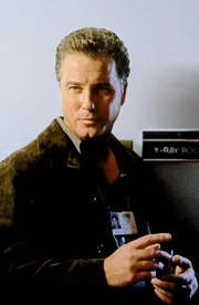 Gil Grissom (Willliam Petersen) und sein Team versuchen die grausamen Morde im Hause Collins aufzukl&auml;ren. Bis auf die beiden T&ouml;chter sind alle Familienmitglieder brutal ermordet worden. Handelt es sich bei dem Verbrechen um einen Ritualmord?