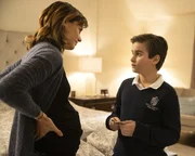 A MILLION LITTLE THINGS - "the rock" - Eddie and Katherine's divorce mediations become complicated. STEPHANIE SZOSTAK, CHANCE HURSTFIELD