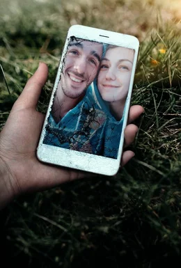 Artwork zu der Doku "Gabby Petito - Reise in den Tode".    +++ Die Verwendung des sendungsbezogenen Materials ist nur mit dem Hinweis und Verlinkung auf RTL+ gestattet. +++