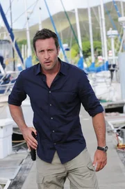 "Ua \'o\'oloku ke anu i na mauna" -- While Five-0 investigates a scuba diver\'s death from a gun recently used in another murder, McGarrett prepares to propose to Catherine, on HAWAII FIVE-0, Friday, Oct. 9 (9:00-10:00 PM, ET/PT), on the CBS Television Network. (*"Ua \'o\'oloku ke anu i na mauna" is Hawaiian for "The Chilling Storm is on the Mountain") Steve McGarrett (Alex O\'Loughlin), shown. Photo: Norman Shapiro/CBS &Atilde;?&Acirc;&copy;2015 CBS Broadcasting, Inc. All Rights Reserved