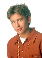 Randy (Jonathan Taylor Thomas) kehrt zu Weihnachten f&uuml;r einige Tage aus Costa Rica zur&uuml;ck und muss erkennen, dass sich seit seiner Abreise im Hause Taylor einiges ver&auml;ndert hat