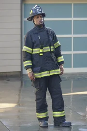 Robert Sullivan (Boris Kodjoe)