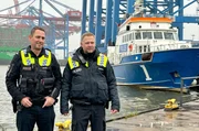 Christian J&uuml;rgensen und Carsten Haas arbeiten f&uuml;r die Wasserschutzpolizei am WSPK1 in Waltershof.