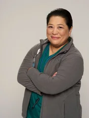 Kaliko Kauahi als Val