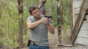 Jim (Matt Passmore) jagt in den Everglades einen Killer, nachdem K&ouml;rperteile im Magen eines Wildschwein-Kadavers gefunden wurden...