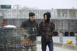 Lee Chandler (Casey Affleck, l.);Patrick (Lucas Hedges, r.)