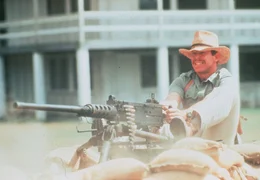 SNIPER - DER SCHARFSCH&Uuml;TZE (sniper), USA 1992, Regie Luis Llosa. Kein Bildtext vorhanden &copy; ARD Degeto - honorarfrei, Verwendung nur im Zusammenhang mit o. g. Sendung bei Nennung Bild: "ARD Degeto" (S 2), Programmplanung und Presse (069) 1509-334 oder -335