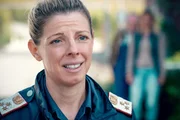 Polizistin Hofm&uuml;ller (Karin Lischka).