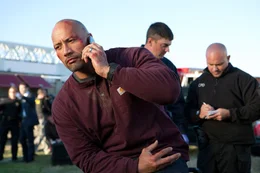 Riskiert sein Leben, um seinen Sohn aus dem Knast zu holen: Transportunternehmer John Matthews (Dwayne Johnson) ...