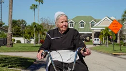 In Pinecraft, Florida lie&szlig;en sich 1920 die ersten Amish nieder. Heute ist der Ort ein beliebtes Urlaubsziel f&uuml;r Amische aus dem Nordosten.