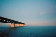 &Ouml;resundbr&uuml;cke in der blauen Stunde