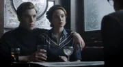 Mike Rogers (Tom Hughes, l.); Ellie Goodman (Joanna Vanderham, r.)